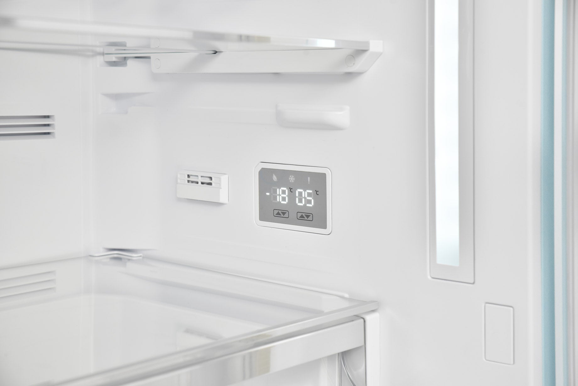 Vestel x Aslı Filinta Retro NFK37021 Baby Blue Çini Kühlschrank