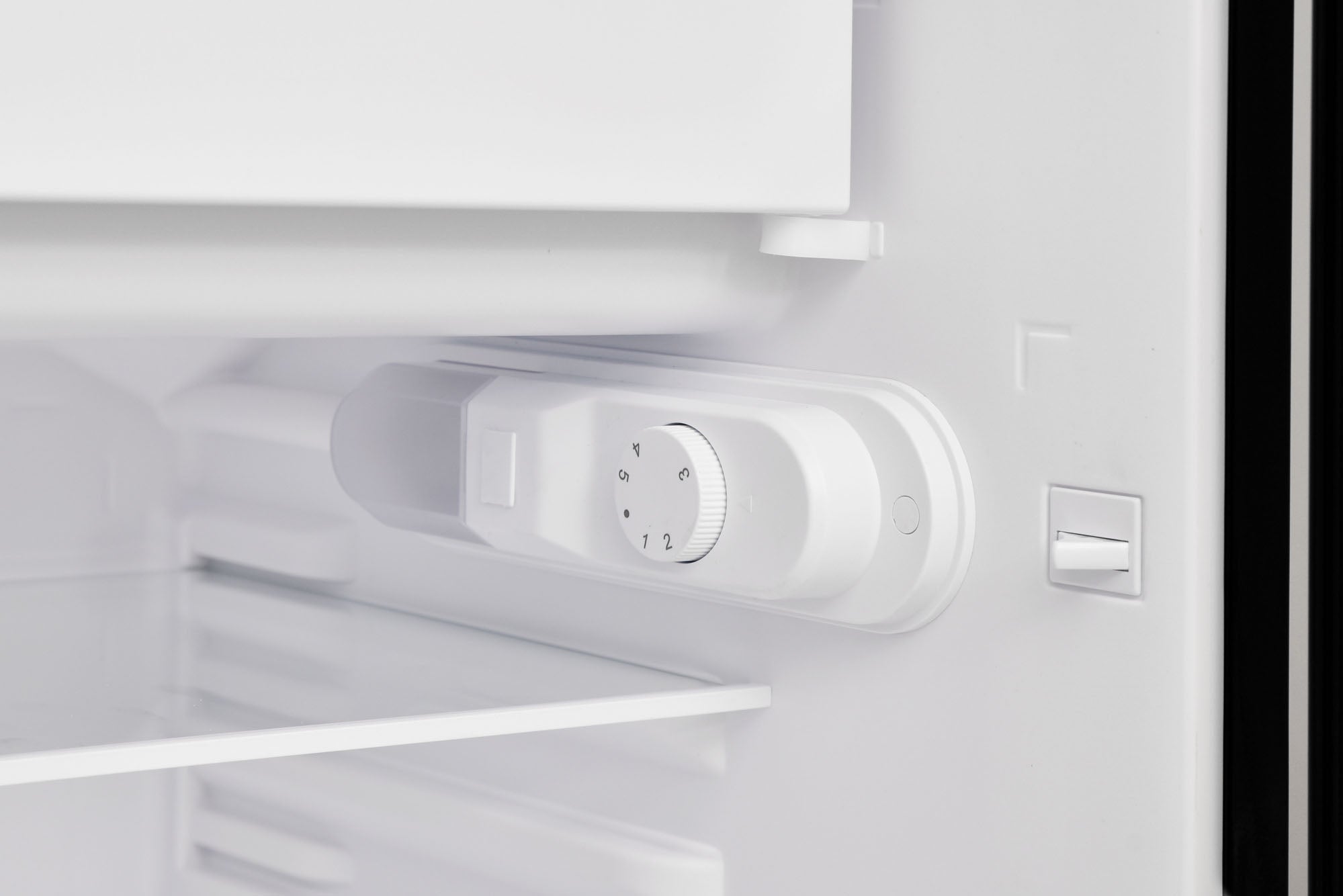 Vestel x Aslı Filinta Retro TT14021 Black Çini Kühlschrank