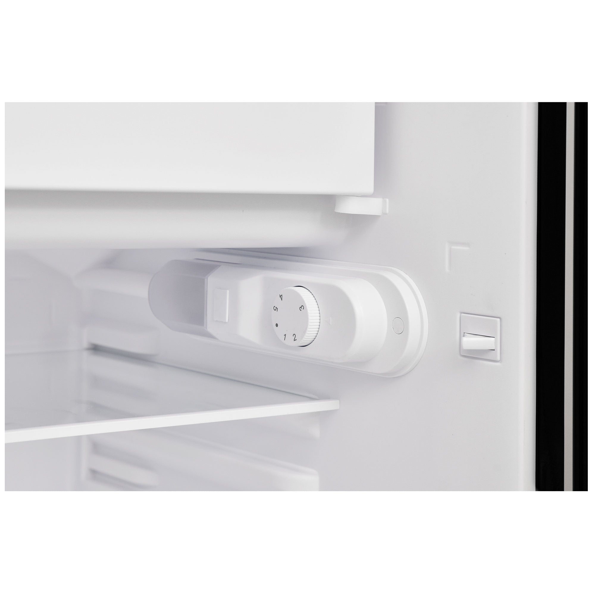 Vestel RETRO TT14021 BLACK Kühlschrank 121 l