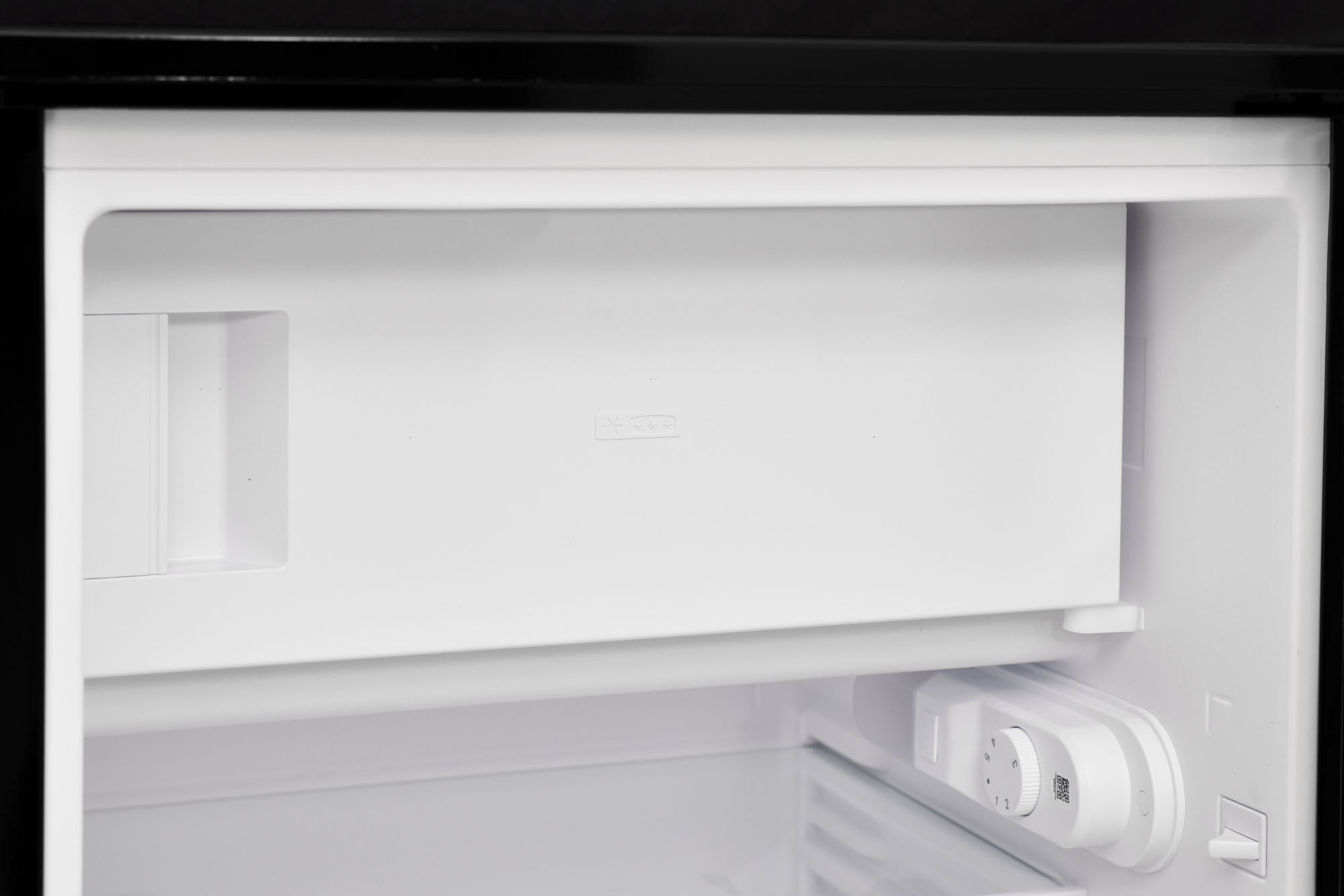 Vestel x Aslı Filinta Retro TT14021 Black Çini Kühlschrank